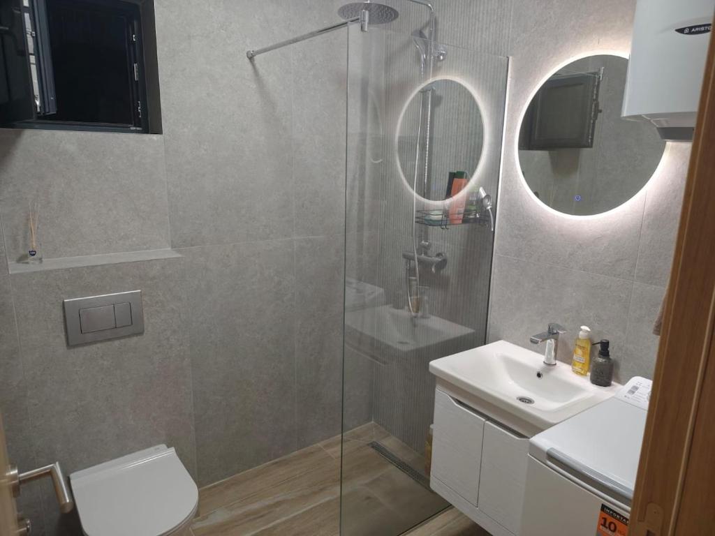 Silverdoe 2 Bedroom Apartment - 5