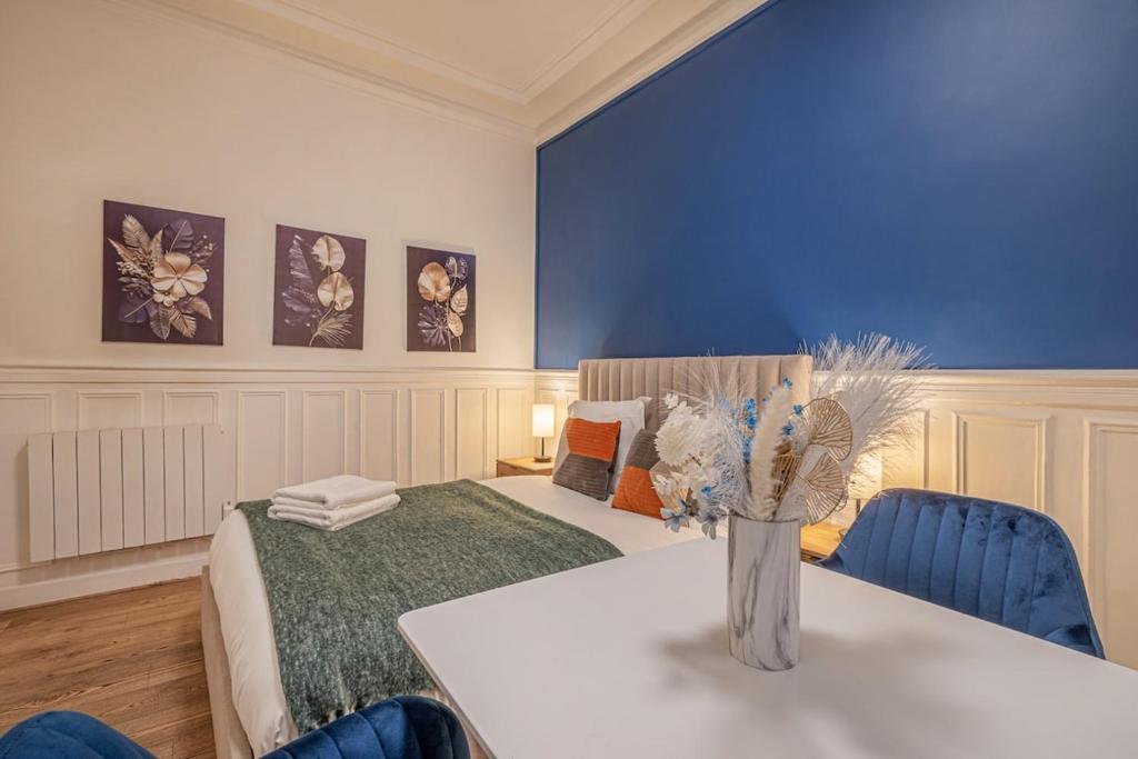 Studio Douillet pour 2 au Cœur de Montmartre - IV - 2