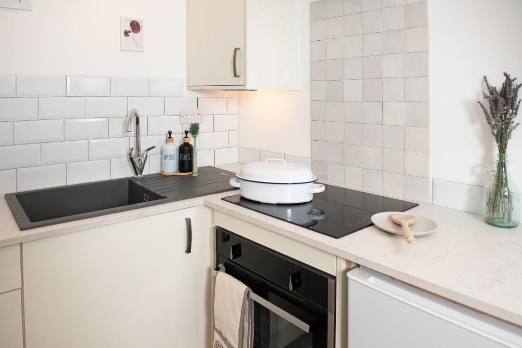 Lovely apartment photo 6