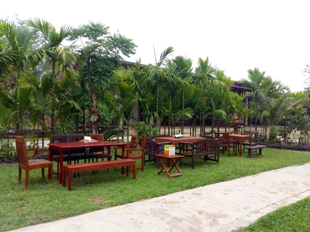 Villa Thakhek