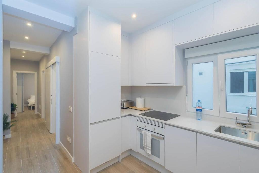 SG Simancas Plaza Apartments - 4