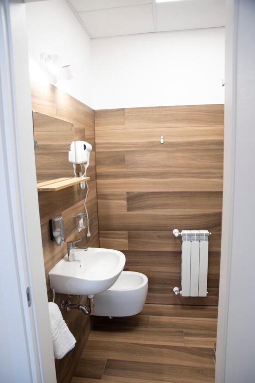 Akrone Rooms City Center - 4
