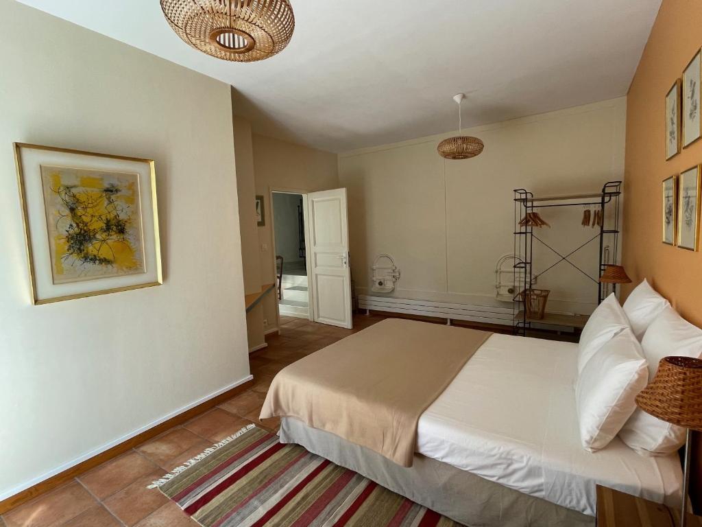 Le Mas Sivan - maison provençale avec terrasse, parking sécurisé, climatisation, wifi - 4