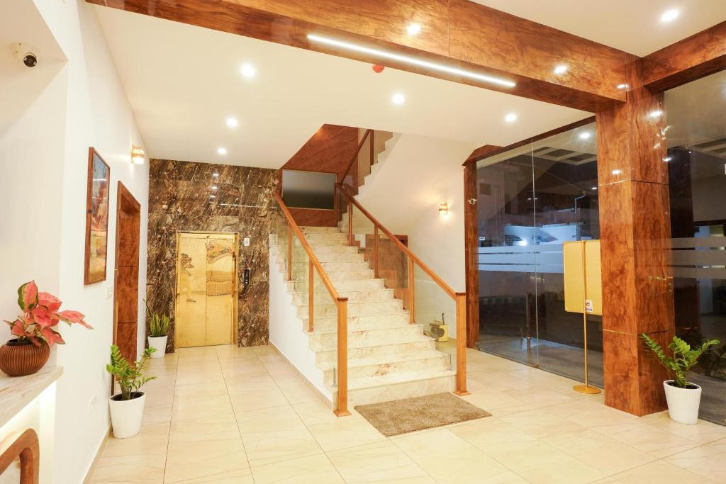 Hotel Praada Residency의 객실 이미지