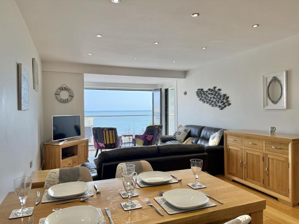 Lyme Bay View, Lyme Regis