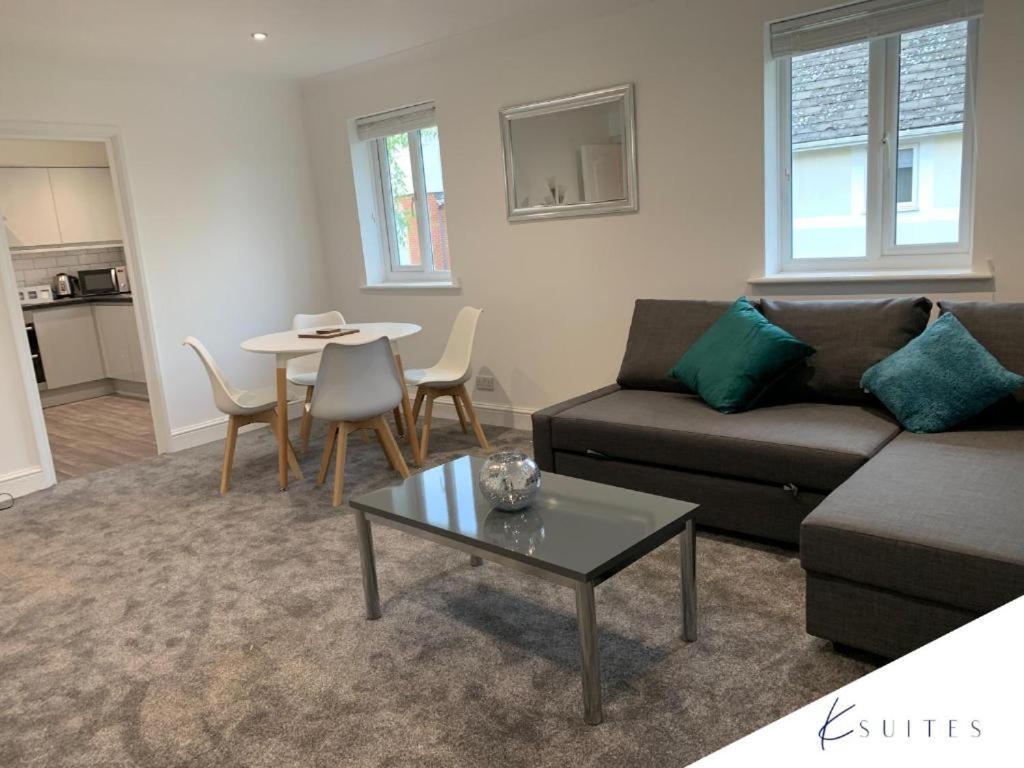 K Suites - The Galleria, Hatfield