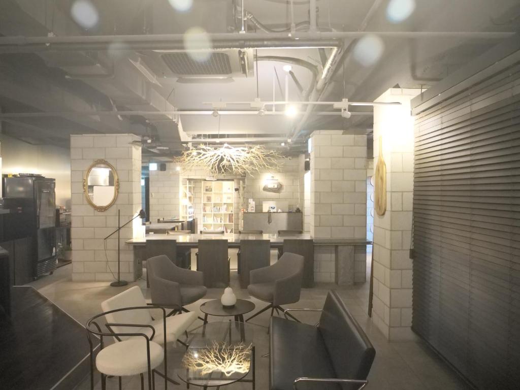 업플로 호스텔 전경