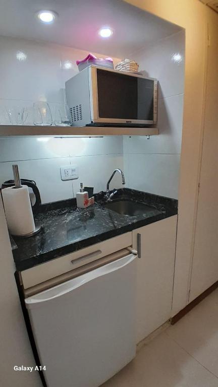 Mía Apart - 3