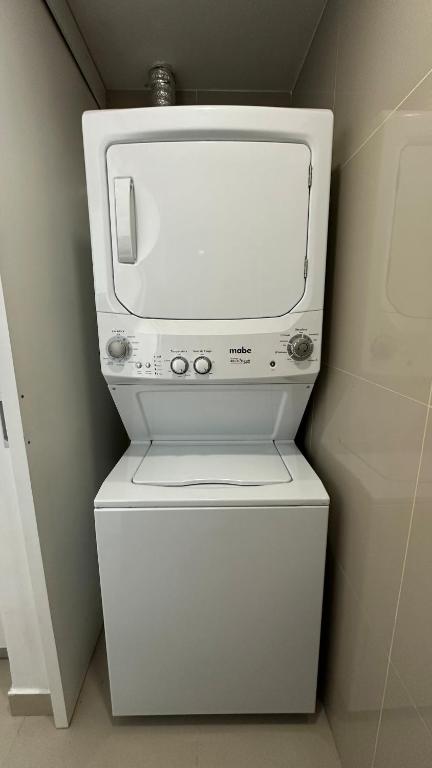 Beachfront condo in Morros City Building - 5