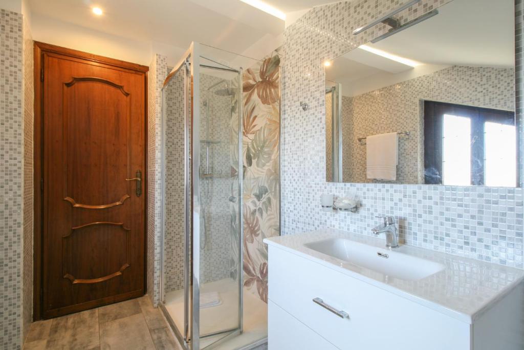 Royal Penthouse - Fiumicino Airport - Three-Bedroom Suite - 4