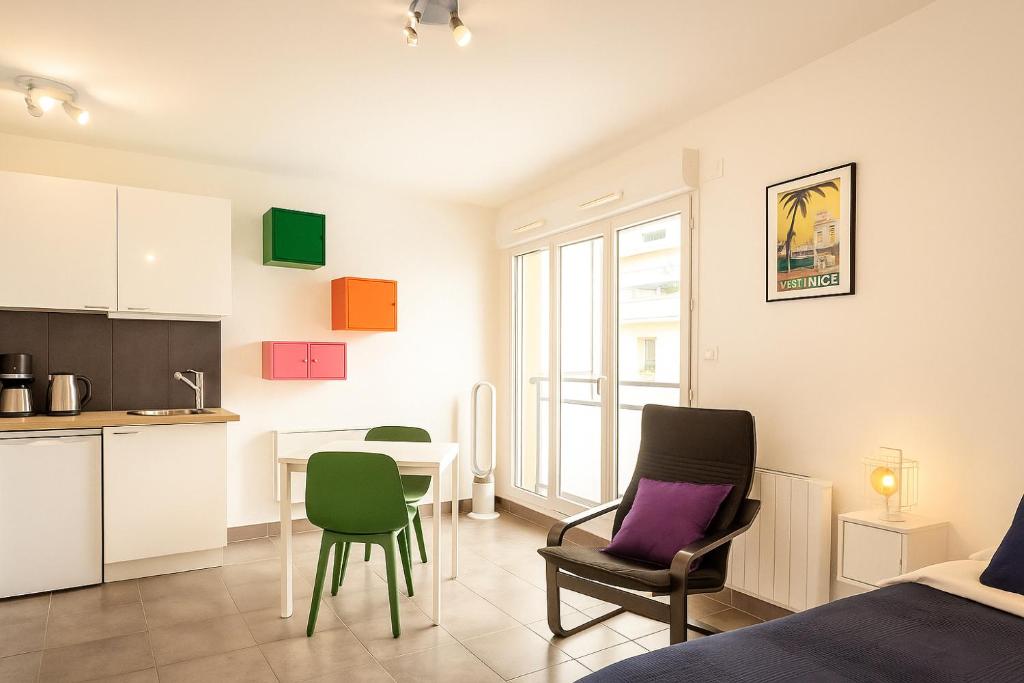 Ma place au sud Nice 607, Nice