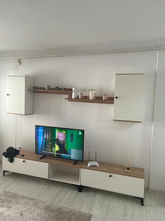 Garsoniera Mtk, Turnu Măgurele