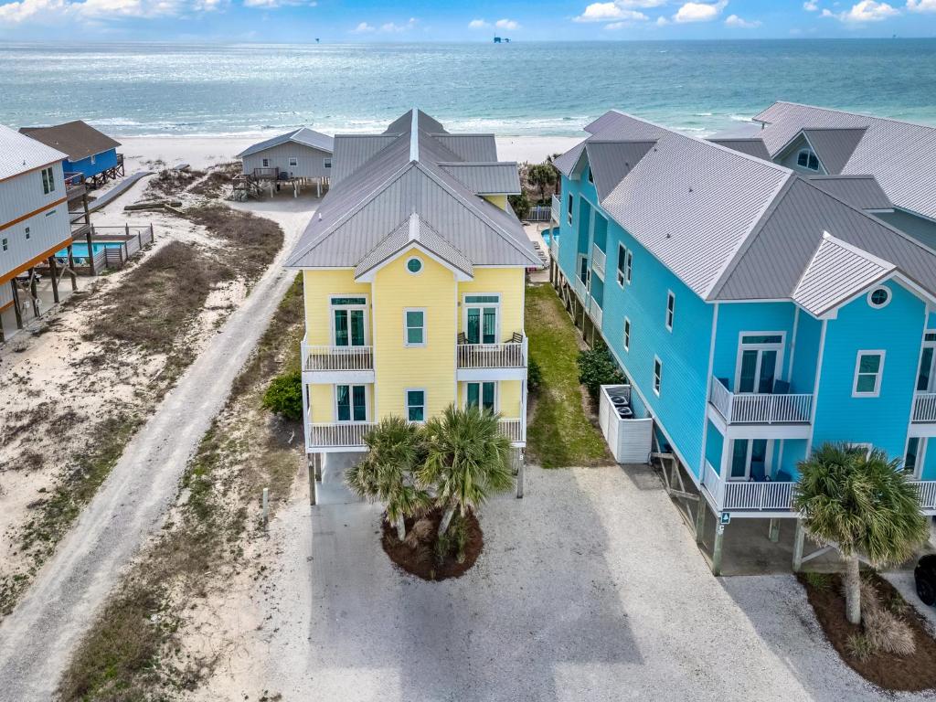 Columbia, Gulf Shores