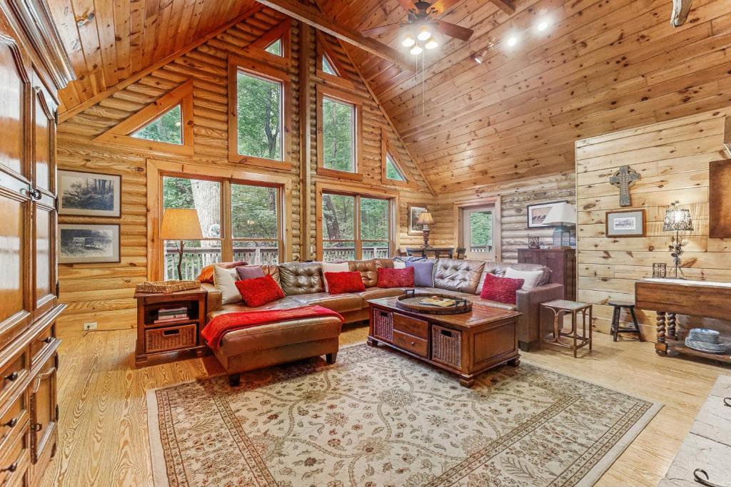 Red Bird Retreat, Lake Lure