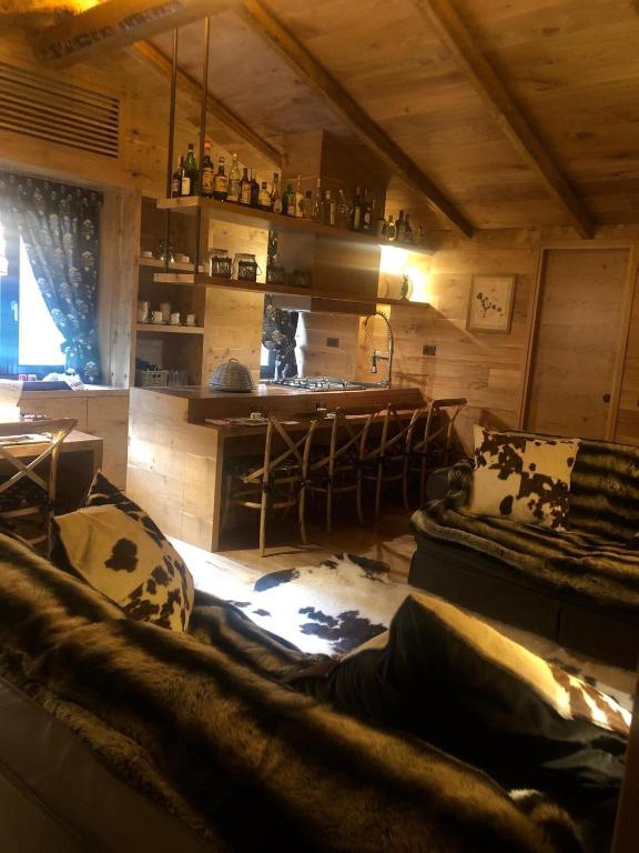 Leonville Luxury Apartment - 5