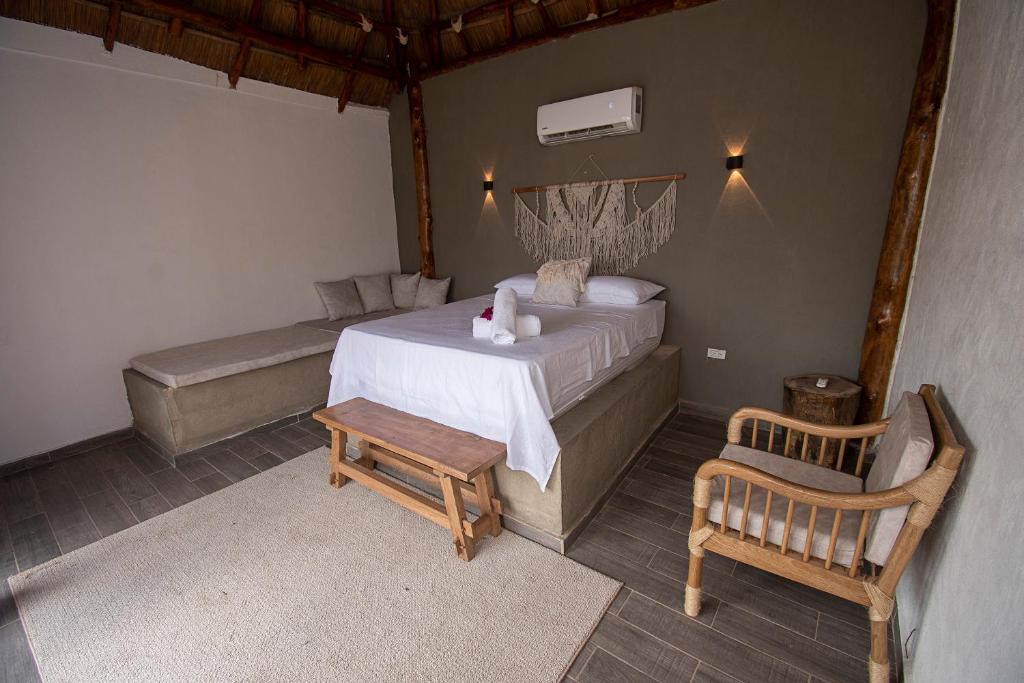 AMALIFE Beach Club & Hotel - 2