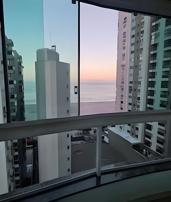 CURTA! | 172 | Quadra Mar | 3 Quartos (2 Suítes), Balneário Camboriú