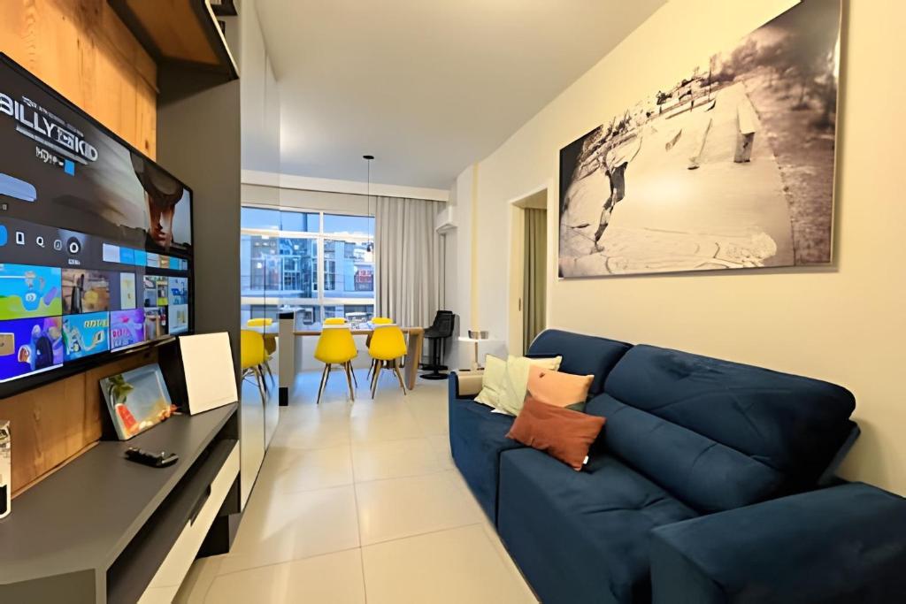 CURTA! | 202 | Coração de BC | 2 Q | 5 pessoas, Balneário Camboriú