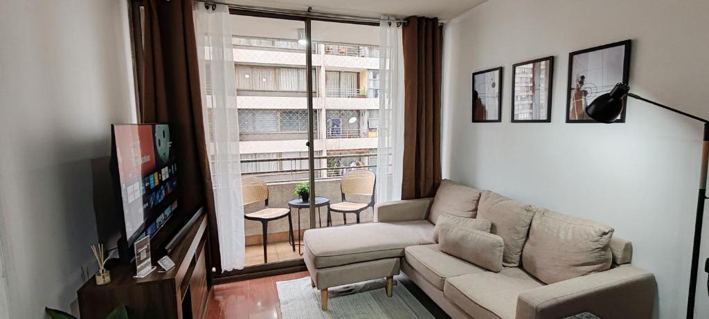 Departamento cercano Movistar Arena, Teatro Capoulican y Teatro Cariola - 3