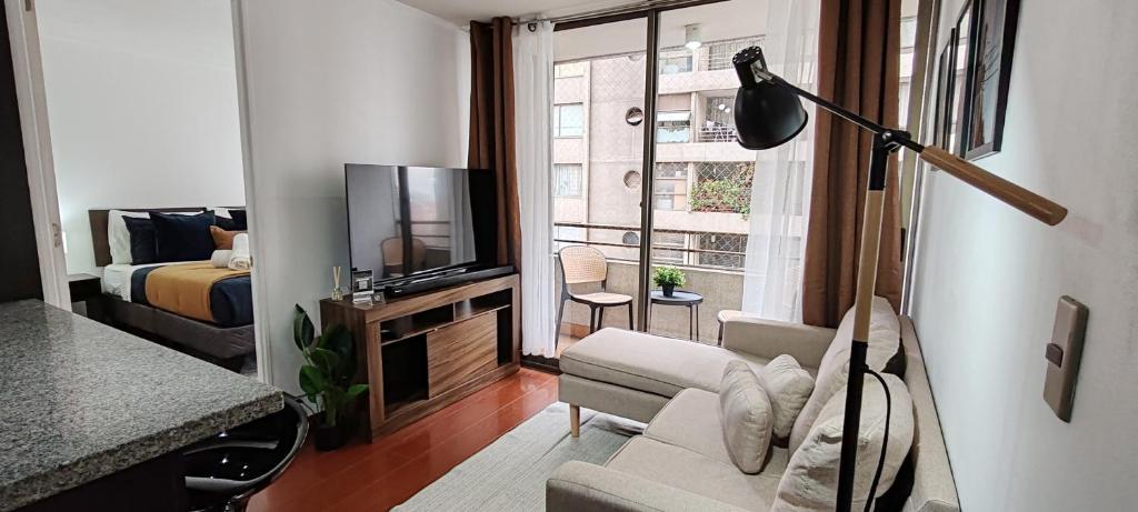 Departamento cercano Movistar Arena, Teatro Capoulican y Teatro Cariola - 1