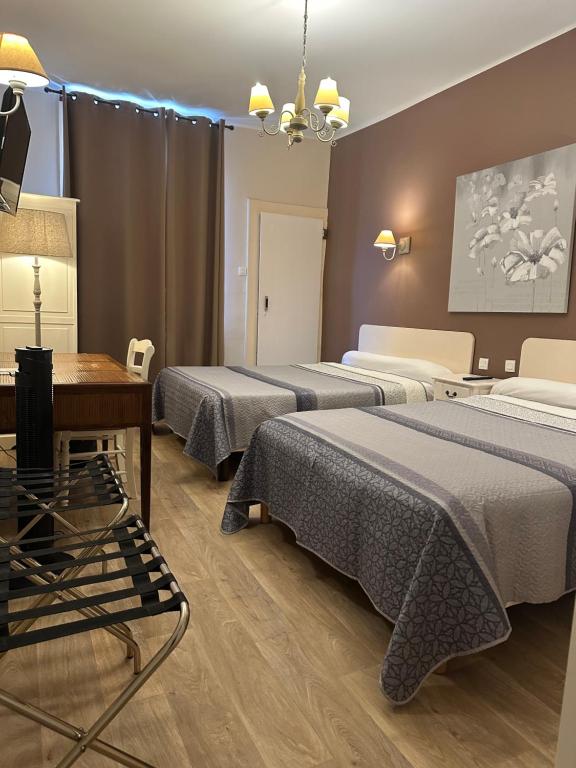Hotel Azur - 2