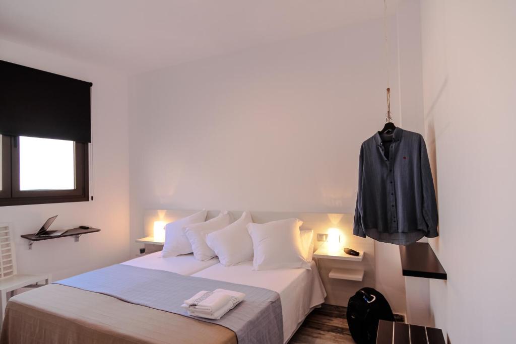 8 Rooms Tarifa - 1