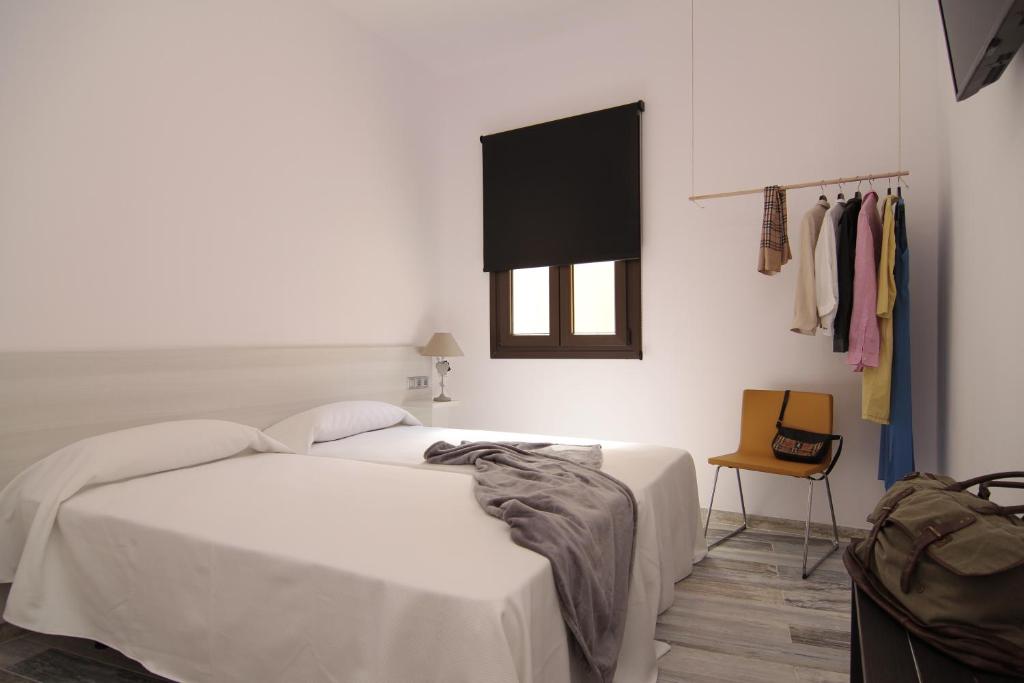 8 Rooms Tarifa - 2