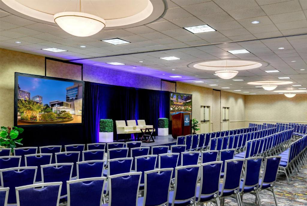 Tárgyalóterem/bálterem