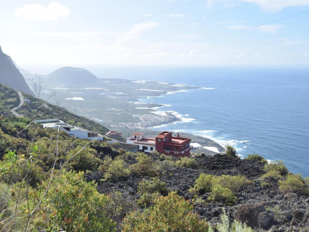Apartment with views of the coastline of Tenerife - 2