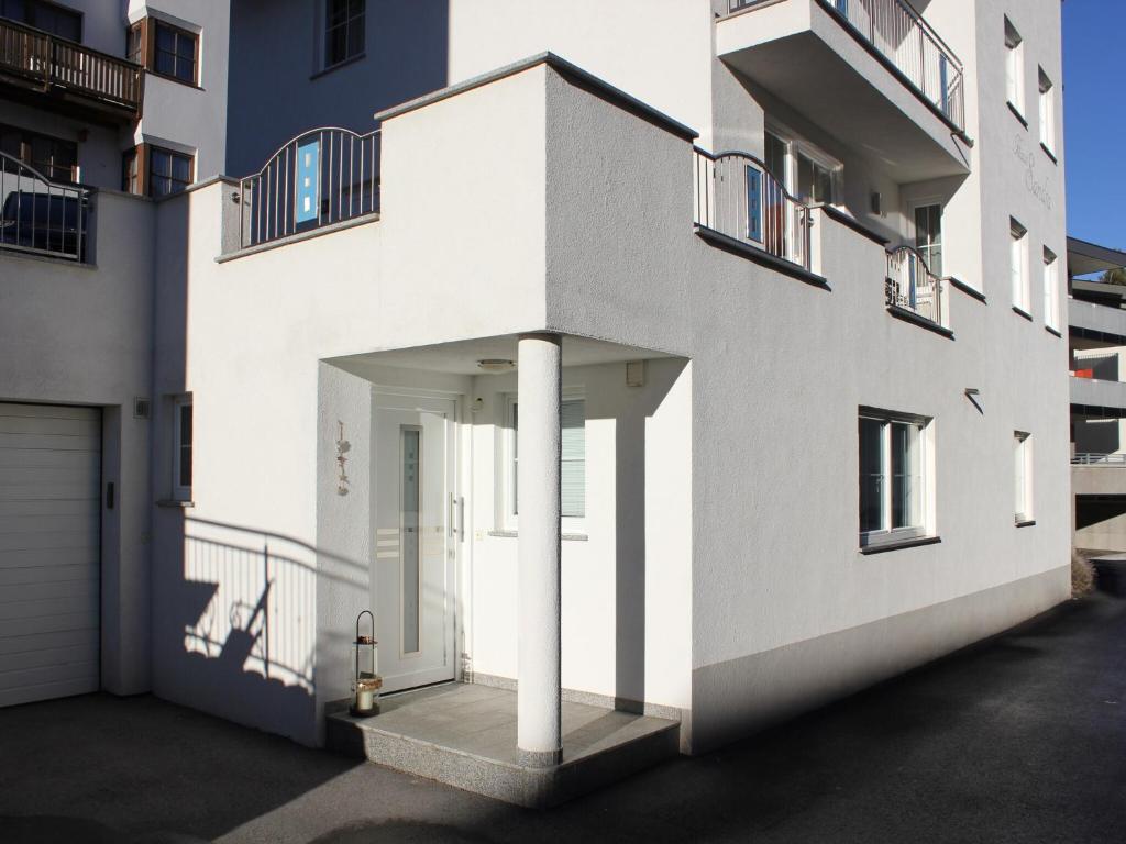 Modern Apartment in Fiss at Ski Bus Stop - 5