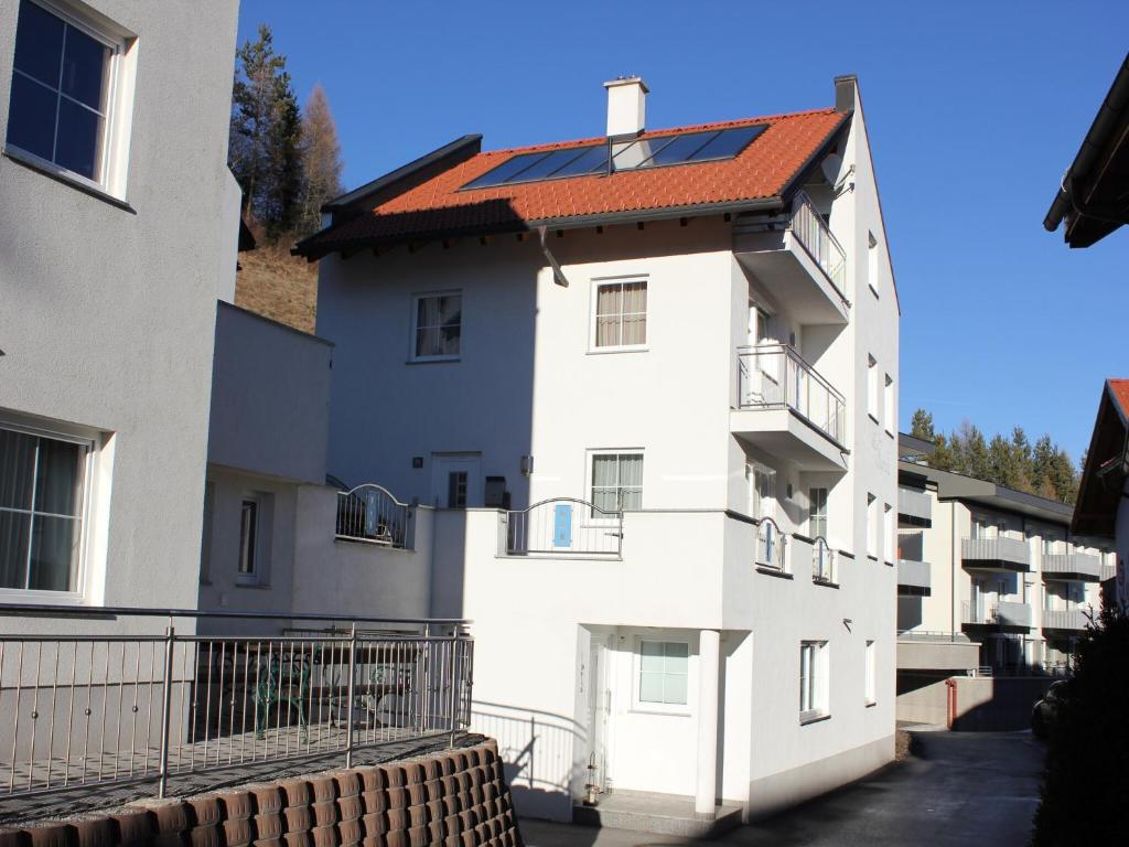 Modern Apartment in Fiss at Ski Bus Stop - 4