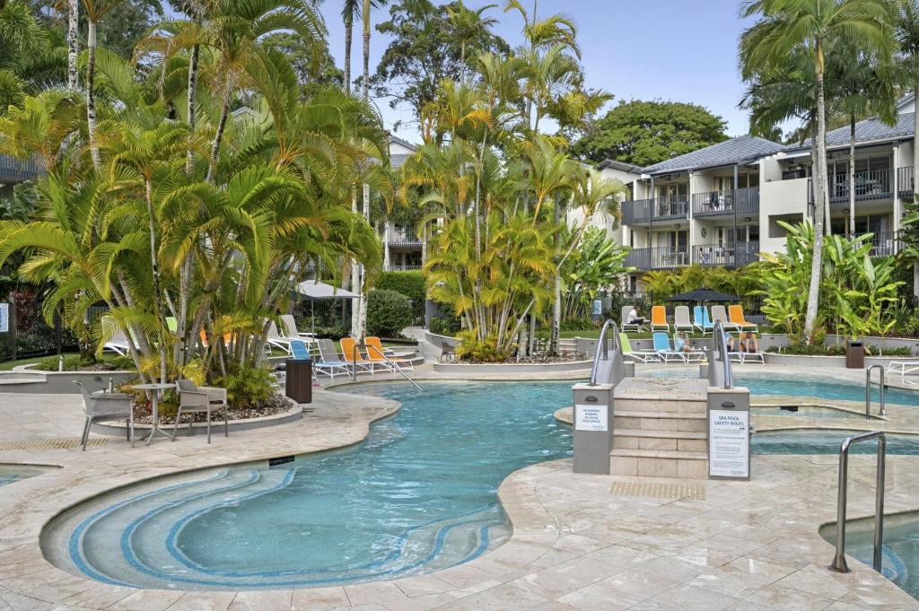 スイミングプール