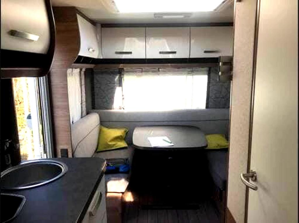 Cozy Caravan in Camping Erlengrund, Bad Hofgastein - 3
