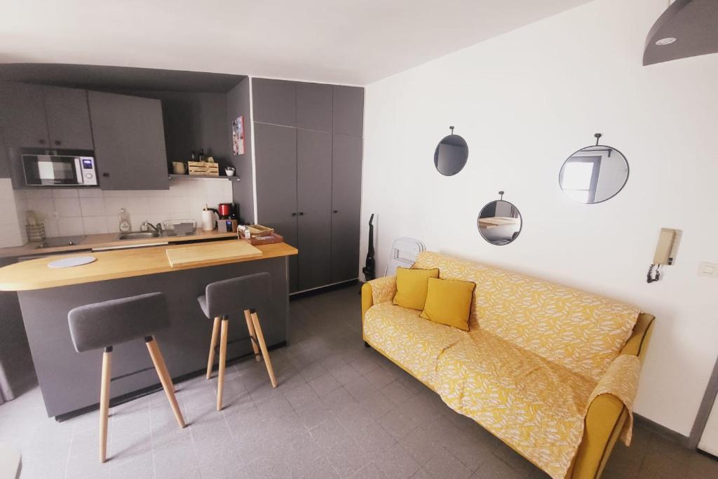 Duplex 32 M With Terrace In Downtown - 1