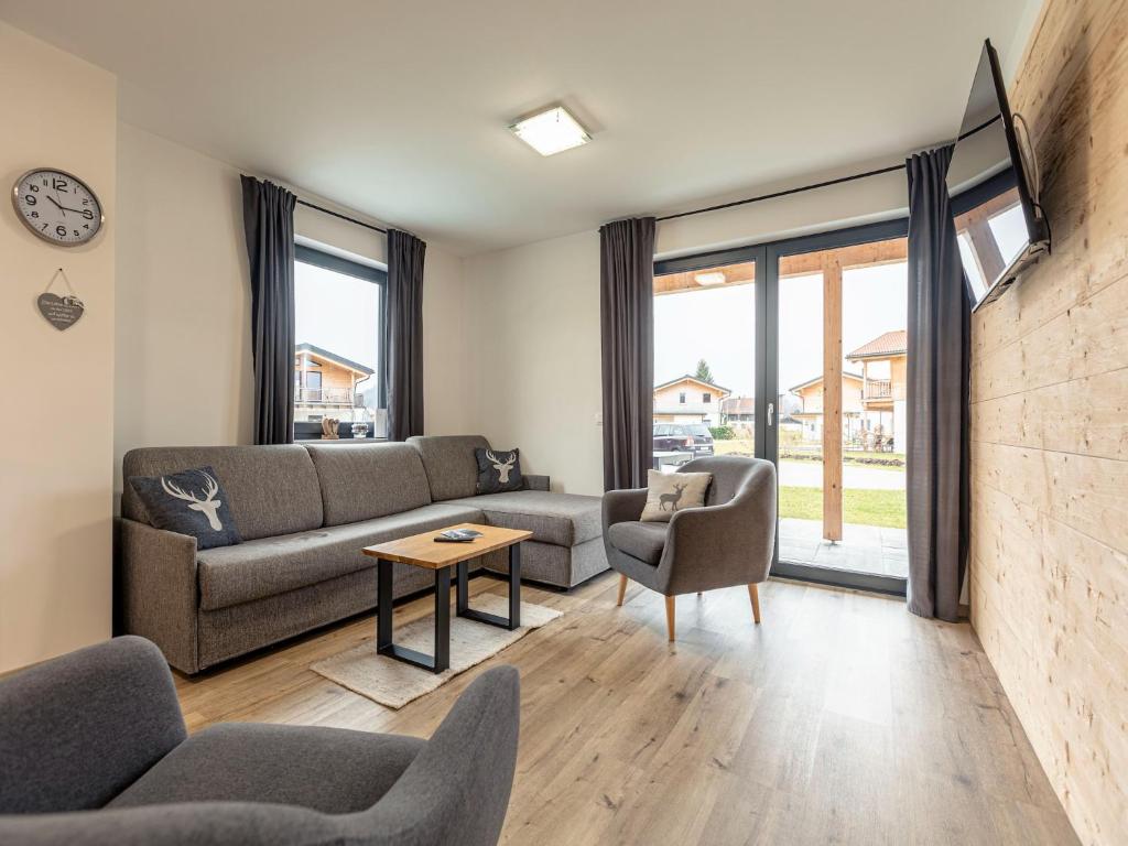 Inzell Chalets with private pool - 3