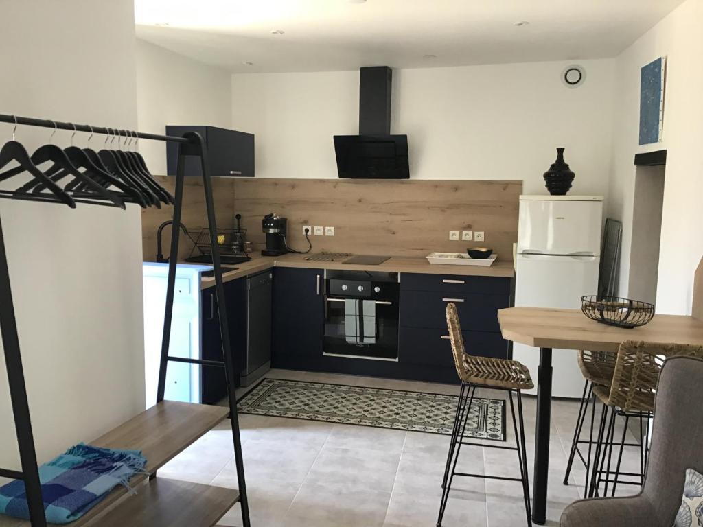 Charmant studio Vias village - 1