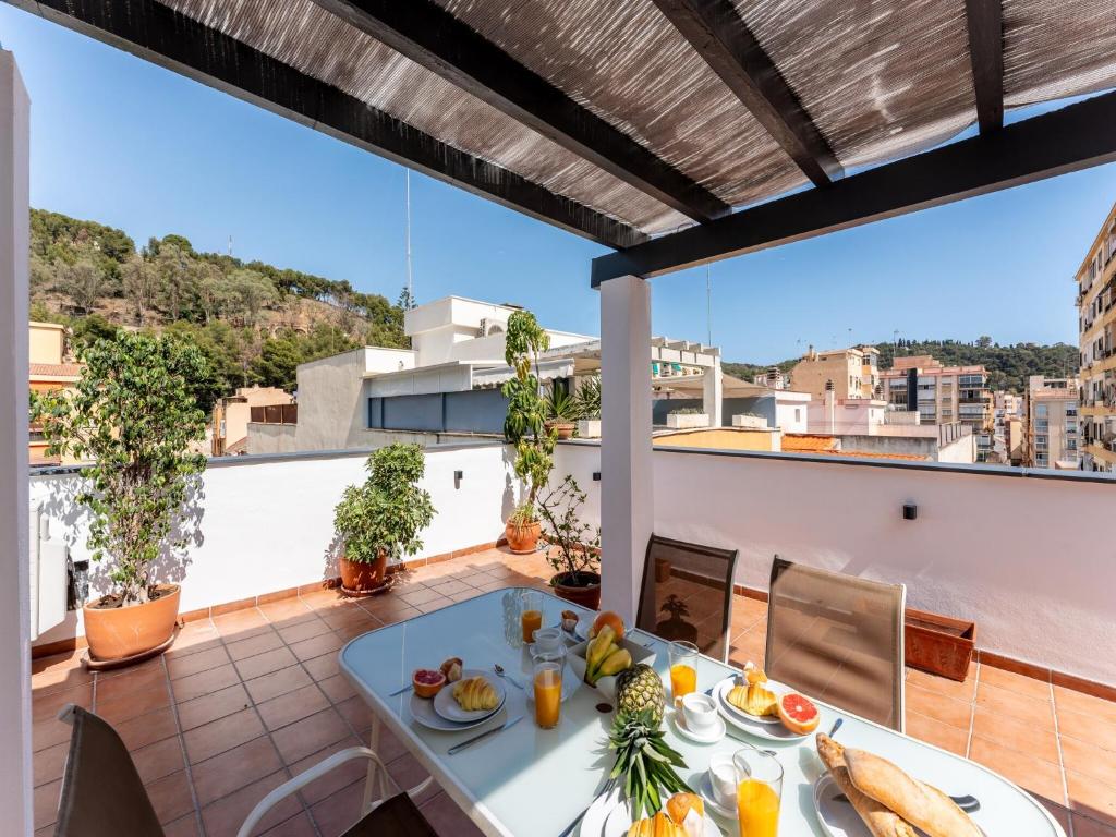 Faro's Malaga Citylights - Amazing Roof Terrace, Malaga