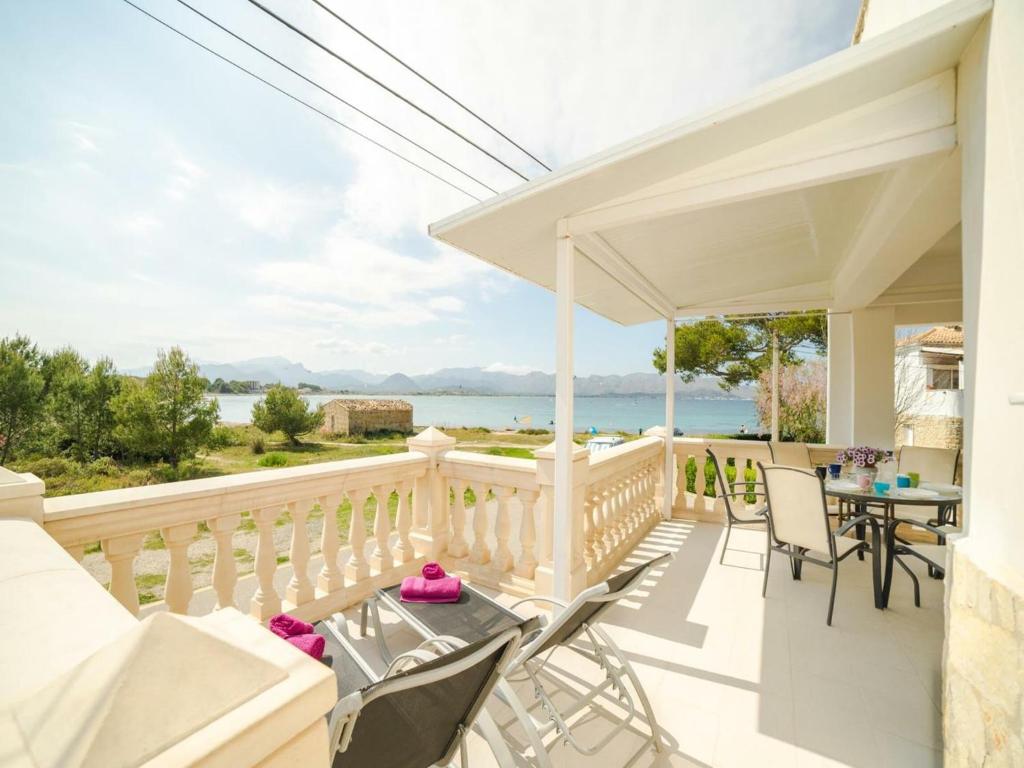 Apartment by Alcúdia Bay, Alcúdia