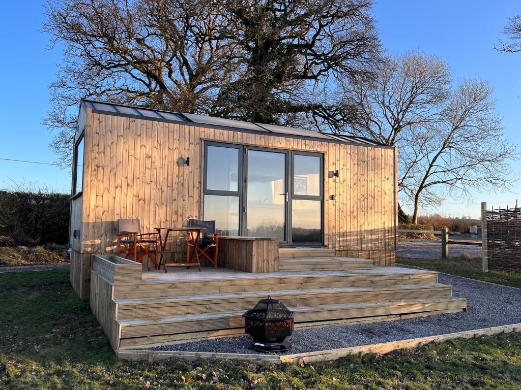 Beautiful cabins in Shaftesbury Dorset countryside, Shaftesbury