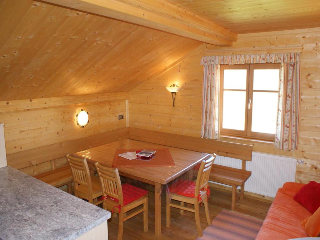 Chalet in Sankt Gallenkirch near Ski Bus - 4