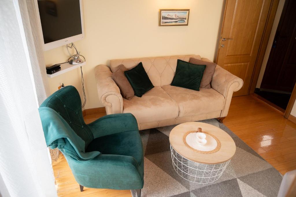 Škrka place - in the city center, Žabljak