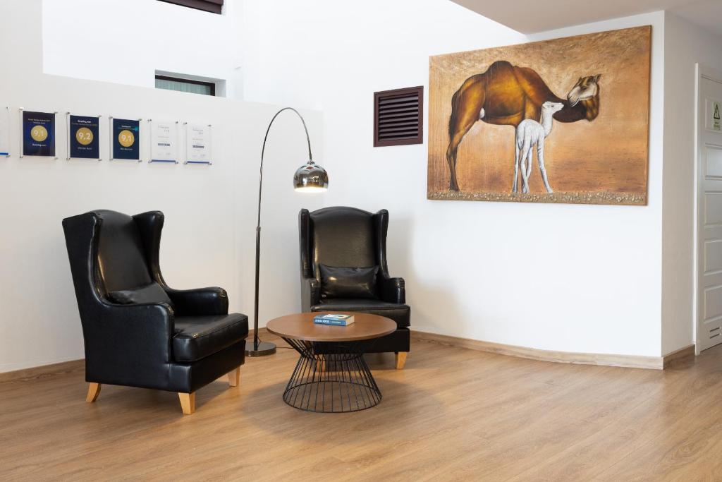 Villamar Hotel — Hotel building in Esquinzo, Canary Islands
