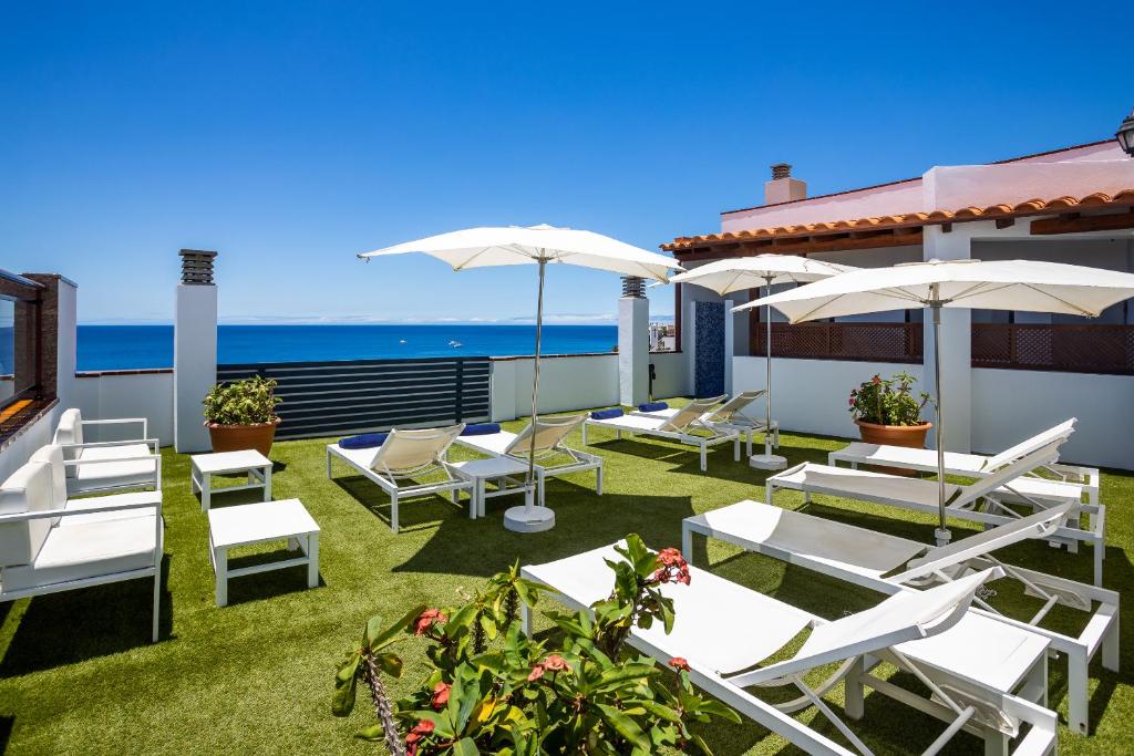 Villamar Hotel — Hotel building in Esquinzo, Canary Islands