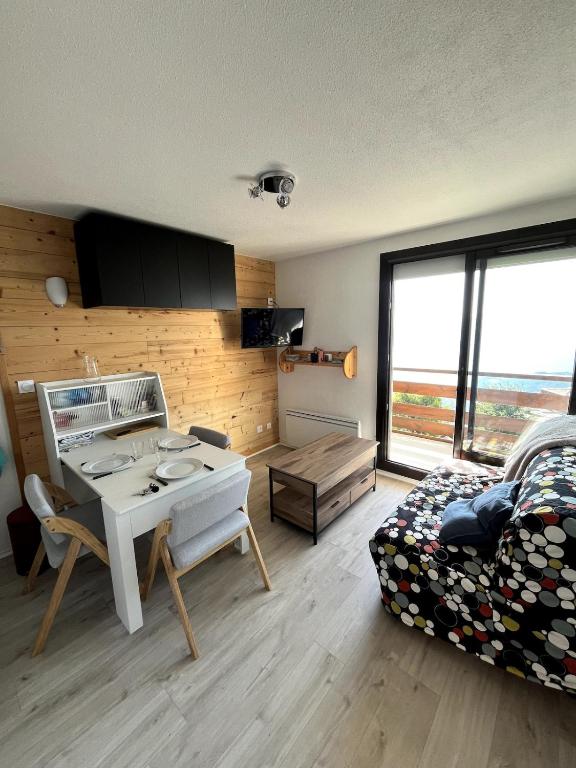Deux pièces au pied des pistes, vue dégagée, Les 7 Laux - 3