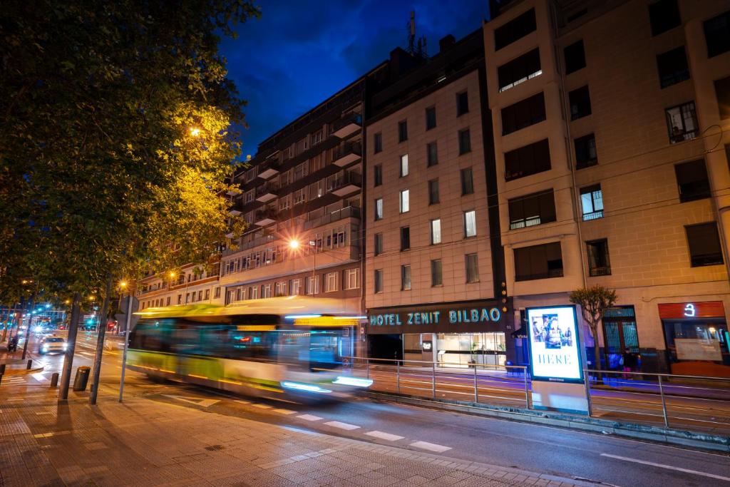 Hotel Zenit Bilbao - 3
