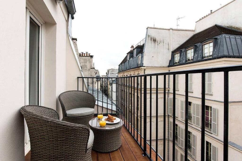 Superbe studio avec balcon au coeur de Montorgueil - 2
