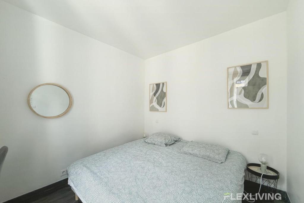 Superb 1 Elegant Room in the Heart of Paris’ 8th District - 4
