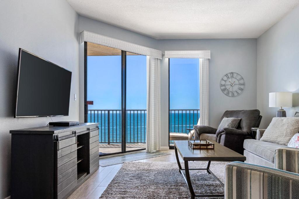 Phoenix V 1404, Orange Beach