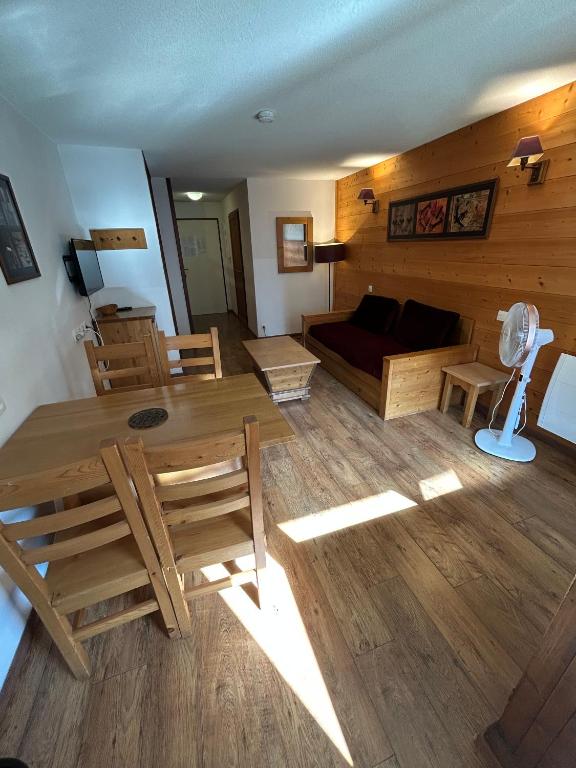 Studio Cosy 4 pers, avec balcon, idéal Ski 3 Vallées et Cure Thermale - 4
