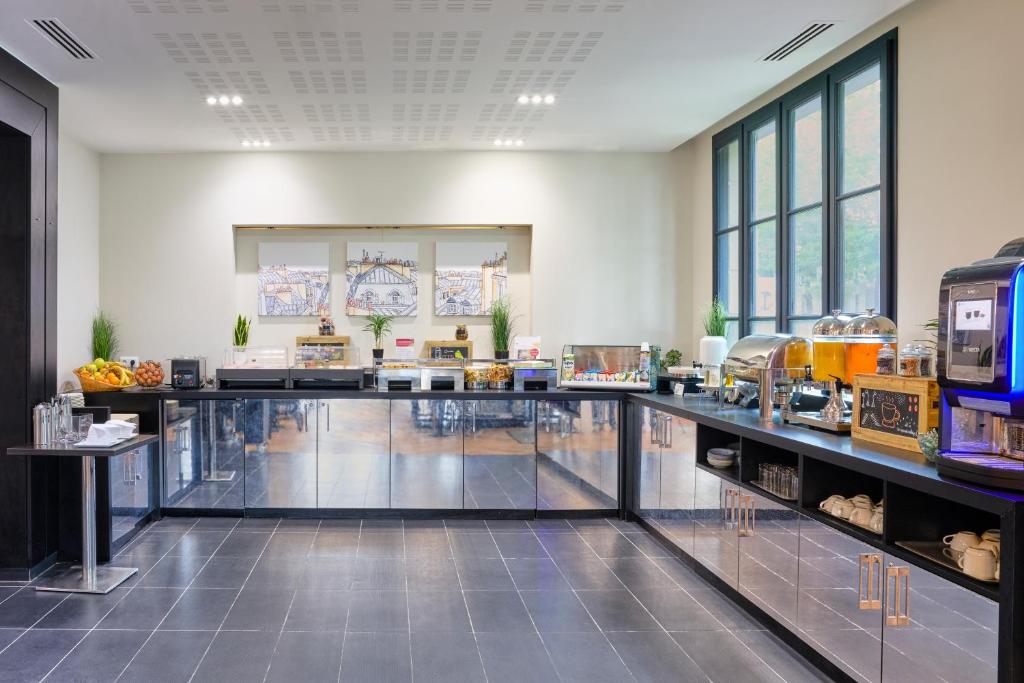 Food and beverages, Aparthotel Adagio Serris Val d'Europe in Paris
